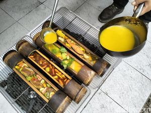 Sensasi Seafood dalam Bambu Bakar di Bandung yang Menggugah Selera Sensasi Seafood dalam Bambu Bakar di Bandung yang Menggugah Selera