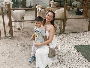 Perasaan Andrew Andika saat Tengku Dewi dan Anak Pindah ke Bali Perasaan Andrew Andika saat Tengku Dewi dan Anak Pindah ke Bali