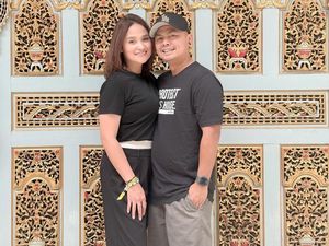 Video Batal Haji, Wendi Cagur dan Istri: Kami Punya Doa, Allah Punya Takdir Video Batal Haji, Wendi Cagur dan Istri: Kami Punya Doa, Allah Punya Takdir