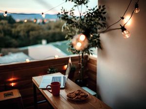 Rumah Kosong Ditinggal Liburan, Lampu Halaman Wajib Dinyalakan?