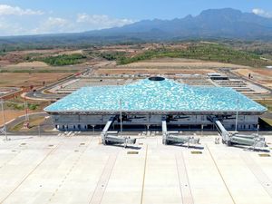 Banjir di Bandara Dhoho Kediri Sudah Surut-Tak Ganggu Penerbangan Banjir di Bandara Dhoho Kediri Sudah Surut-Tak Ganggu Penerbangan