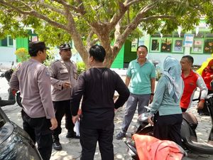Sederet Fakta Nyesek 16 Siswa SD di Blitar Keracunan Massal Njajan Jeli Sederet Fakta Nyesek 16 Siswa SD di Blitar Keracunan Massal Njajan Jeli
