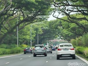 Kualitas Udara di Singapura Tetap Bersih Meski Jarang Mobil Listrik