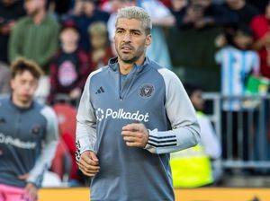 Luis Suarez Negosiasi Kontrak Baru dengan Inter Miami Luis Suarez Negosiasi Kontrak Baru dengan Inter Miami