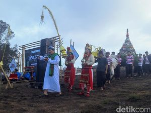 Melihat Rokat Bhumih, Tradisi Doakan Bumi di Kawah Wurung Bondowoso Melihat Rokat Bhumih, Tradisi Doakan Bumi di Kawah Wurung Bondowoso