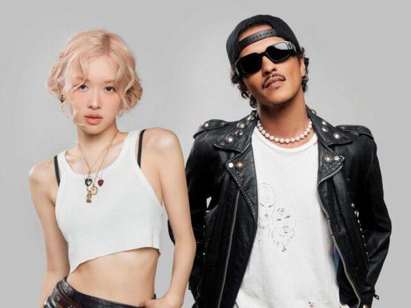 7 Gaya Pop-punk Rose BLACKPINK di MV Terbaru, APT