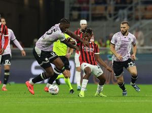 Milan Vs Udinese: 10 Pemain Rossoneri Kalahkan Zebra Kecil 1-0 Milan Vs Udinese: 10 Pemain Rossoneri Kalahkan Zebra Kecil 1-0