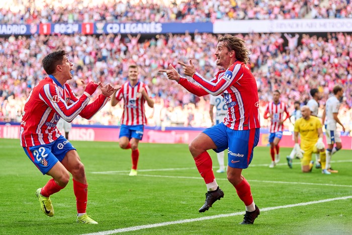 Atletico de Madrid v CD Leganes - La Liga EA Sports
MADRID, SPAIN - OCTOBER 20: Antoine Griezmann of Atletico de Madrid celebrates his team second goal with teammate during the LaLiga match between Atletico de Madrid and CD Leganes at Riyadh Air Metropolitano on October 20, 2024 in Madrid, Spain. (Photo by Diego Souto/Getty Images)