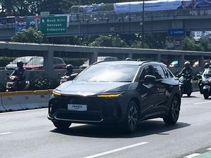 68 unit Toyota bZ4X Antar-Jemput Tamu VVIP di Acara Pelantikan Prabowo-Gibran 68 unit Toyota bZ4X Antar-Jemput Tamu VVIP di Acara Pelantikan Prabowo-Gibran