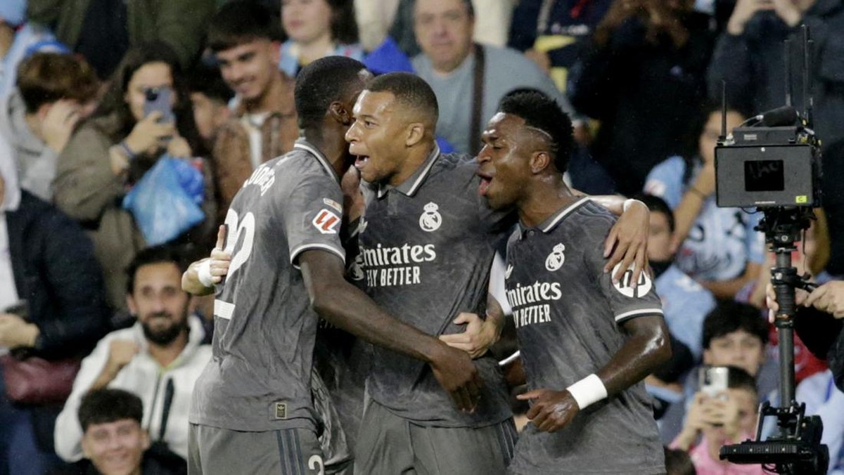 Real Madrid kalahkan Celta Vigo 2-1 (REUTERS/Miguel Vidal)