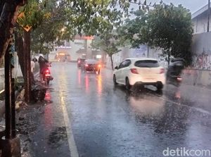 Prakiraan Cuaca Senin 26 Mei 2025, Setengah Wilayah Jatim Hujan Ringan Prakiraan Cuaca Senin 26 Mei 2025, Setengah Wilayah Jatim Hujan Ringan