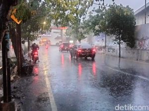 Masuk Kemarau tapi Masih Sering Hujan, Ini 3 Penyebab Utamanya di Jatim Masuk Kemarau tapi Masih Sering Hujan, Ini 3 Penyebab Utamanya di Jatim