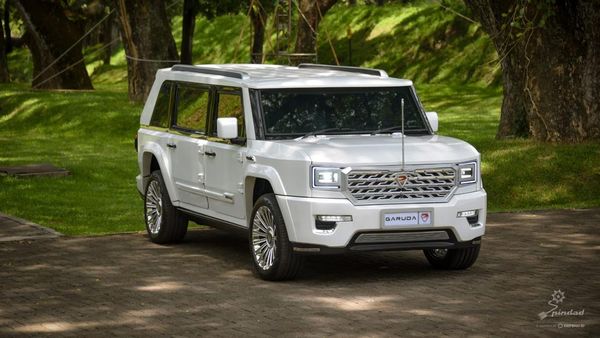 Tampilan Luar-Dalam Mobil Antipeluru Pindad MV3 Garuda Tunggangan Prabowo