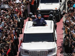 Deretan Mobil Serba Putih dan MV3 Garuda Limousine yang Dipakai Prabowo
