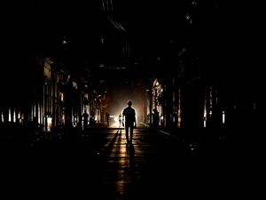 Turis Mau Senang-senang di Kuba, eh Malah Gelap-gelapan 48 Jam