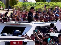 Video: Teriakan Jokowi dari Warga di Istana Merdeka
