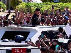 Jokowi-Prabowo Semobil Naik MV3 Garuda Menuju Lanud Halim