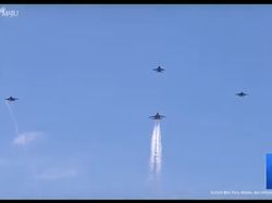 Video: Atraksi Jet Tempur Warnai Pisah-Sambut Jokowi-Prabowo