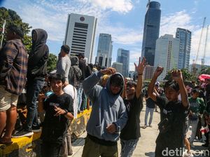 Daftar Lulusan dengan Tingkat Pengangguran Tertinggi Menurut Data BPS 2025, SMK-S1 Daftar Lulusan dengan Tingkat Pengangguran Tertinggi Menurut Data BPS 2025, SMK-S1