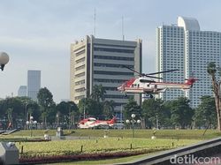 Helikopter Kepresidenan Tiba di Gedung MPR/DPR Jelang Pelantikan Prabowo-Gibran