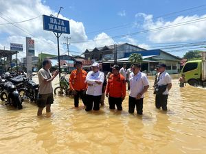 Pemkab Sanggau Tetapkan Status Tanggap Darurat Banjir hingga 30 Oktober Pemkab Sanggau Tetapkan Status Tanggap Darurat Banjir hingga 30 Oktober