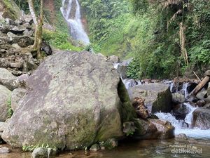 Curug Ciherang Bogor, Wisata Alam yang Tentu Menyegarkan Jiwa Curug Ciherang Bogor, Wisata Alam yang Tentu Menyegarkan Jiwa