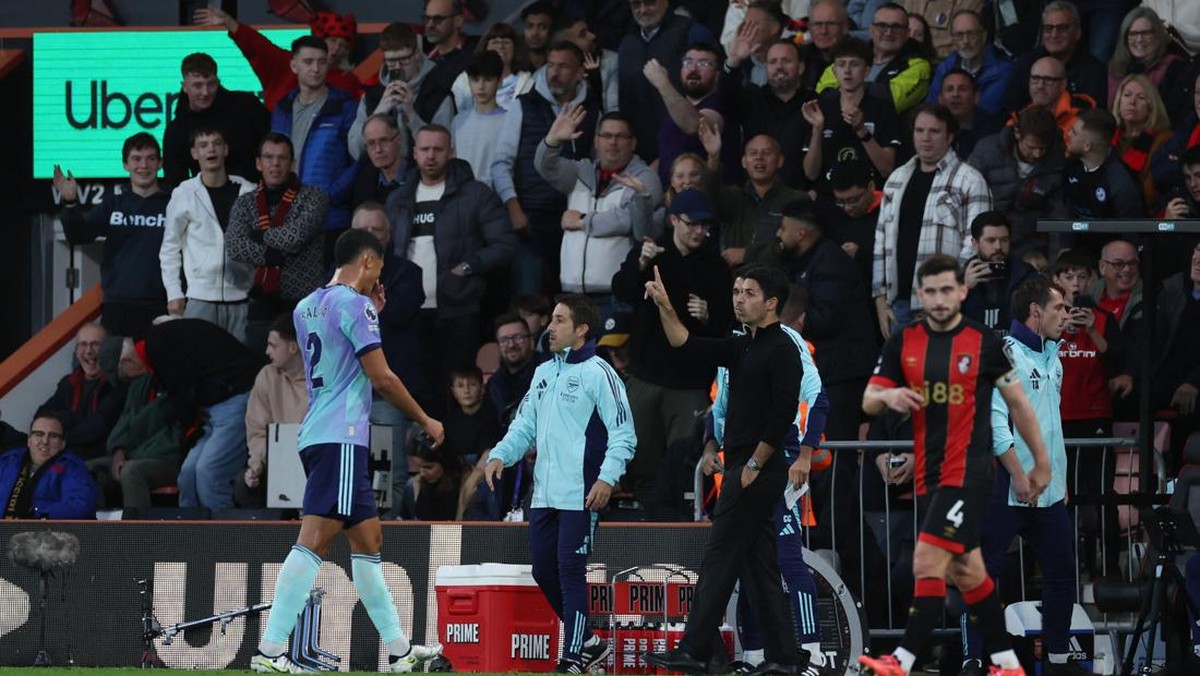 Arsenal gudangnya kartu merah musim ini (Foto: REUTERS/Ian Walton)