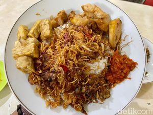 Karyawan Dipecat 4 Restoran dan Tempat Makan Ayam Goreng Tertua