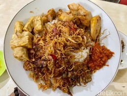 Karyawan Dipecat 4 Restoran dan Tempat Makan Ayam Goreng Tertua