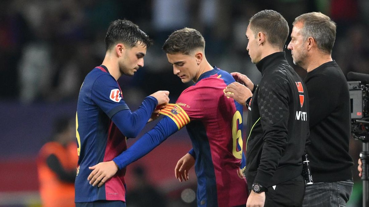Momen Gavi kembali merumput setelah absen panjang. (Foto: Getty Images/David Ramos)