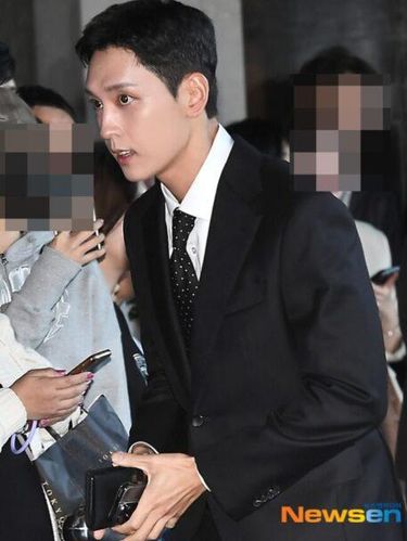 Choi Tae Joon di pesta pernikahan Jo Se Ho