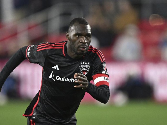 D.C. United forward Christian Benteke (20) in action during the second half of an MLS soccer match against the New England Revolution, Saturday, Feb. 24, 2024, in Washington. (AP Photo/Terrance Williams)