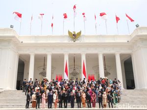 109 Daftar Kabinet Merah Putih Prabowo-Gibran: 7 Menko, 41 Menteri, 56 Wamen 109 Daftar Kabinet Merah Putih Prabowo-Gibran: 7 Menko, 41 Menteri, 56 Wamen