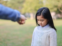 Sering Melarang Bikin Rasa Percaya Diri Anak Hilang, Mitos atau Fakta?
