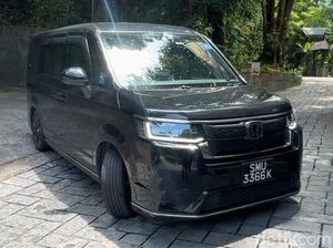 Ketika Honda Step WGN Jadi Taksi Online di Singapura Ketika Honda Step WGN Jadi Taksi Online di Singapura