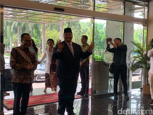 Airlangga soal Sri Mulyani Langsung Tektokan ke Prabowo: Nggak Apa-apa