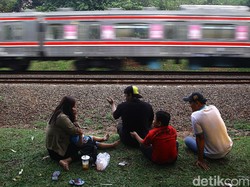 Pilkada Jakarta dan Harapan Kembalinya Kehangatan Kota