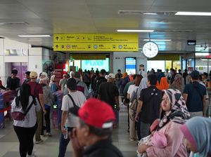 LRT Jabodebek Diserbu 61.166 Penumpang Saat Penerapan Tarif Rp 1 LRT Jabodebek Diserbu 61.166 Penumpang Saat Penerapan Tarif Rp 1
