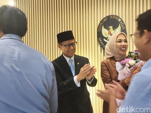 Instruksi Prabowo ke Menkes, Minta Serius Atasi Kekurangan Dokter di Indonesia Instruksi Prabowo ke Menkes, Minta Serius Atasi Kekurangan Dokter di Indonesia