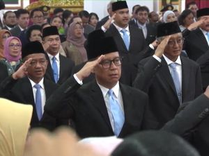 Budi G Sadikin Masuk Kabinet Prabowo, Menkes yang Bukan Dari Kalangan Dokter Budi G Sadikin Masuk Kabinet Prabowo, Menkes yang Bukan Dari Kalangan Dokter