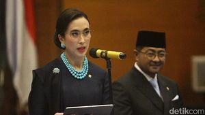 7 Potret Widiyanti Putri Wardhana Cantik Bersahaja Saat Dilantik Jadi Menpar