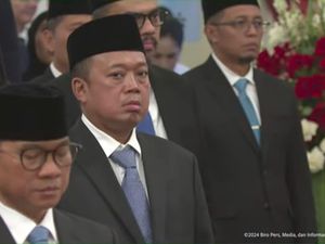 Tok! Nusron Wahid Resmi Dilantik Jadi Menteri ATR di Kabinet Merah Putih Tok! Nusron Wahid Resmi Dilantik Jadi Menteri ATR di Kabinet Merah Putih