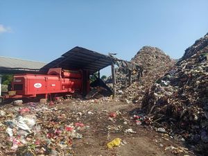 Jembrana Genjot Produksi RDF, Targetkan 50 Ton Sampah Terolah per Hari Jembrana Genjot Produksi RDF, Targetkan 50 Ton Sampah Terolah per Hari
