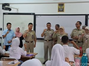 Pj Gubernur Jakarta Teguh Kaji Uji Coba Makan Bergizi Gratis untuk Ibu Hamil
