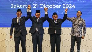 Pose Nadiem Makarim dan Tiga Menteri Penerusnya