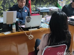 Gadis Muda Cianjur Ditangkap di Angkringan gegara Jual Barang Haram