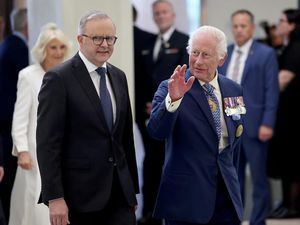 Teriakan Bukan Raja Saya ke Raja Charles di Parlemen Australia Teriakan Bukan Raja Saya ke Raja Charles di Parlemen Australia