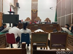 Lawan Main Siskaeee di Film Porno Juga Divonis 1 Tahun Penjara