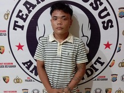 Kesal Dibandingkan dengan Anak Tetangga, Pemuda Nekat Bacok Orang Tua