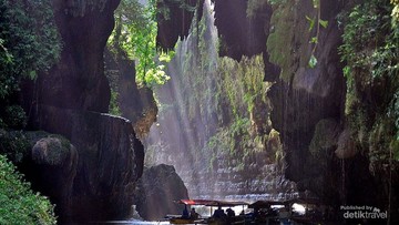 Menelusuri Jejak Keajaiban: Kisah Penemuan Wisata Alam Green Canyon Pangandaran